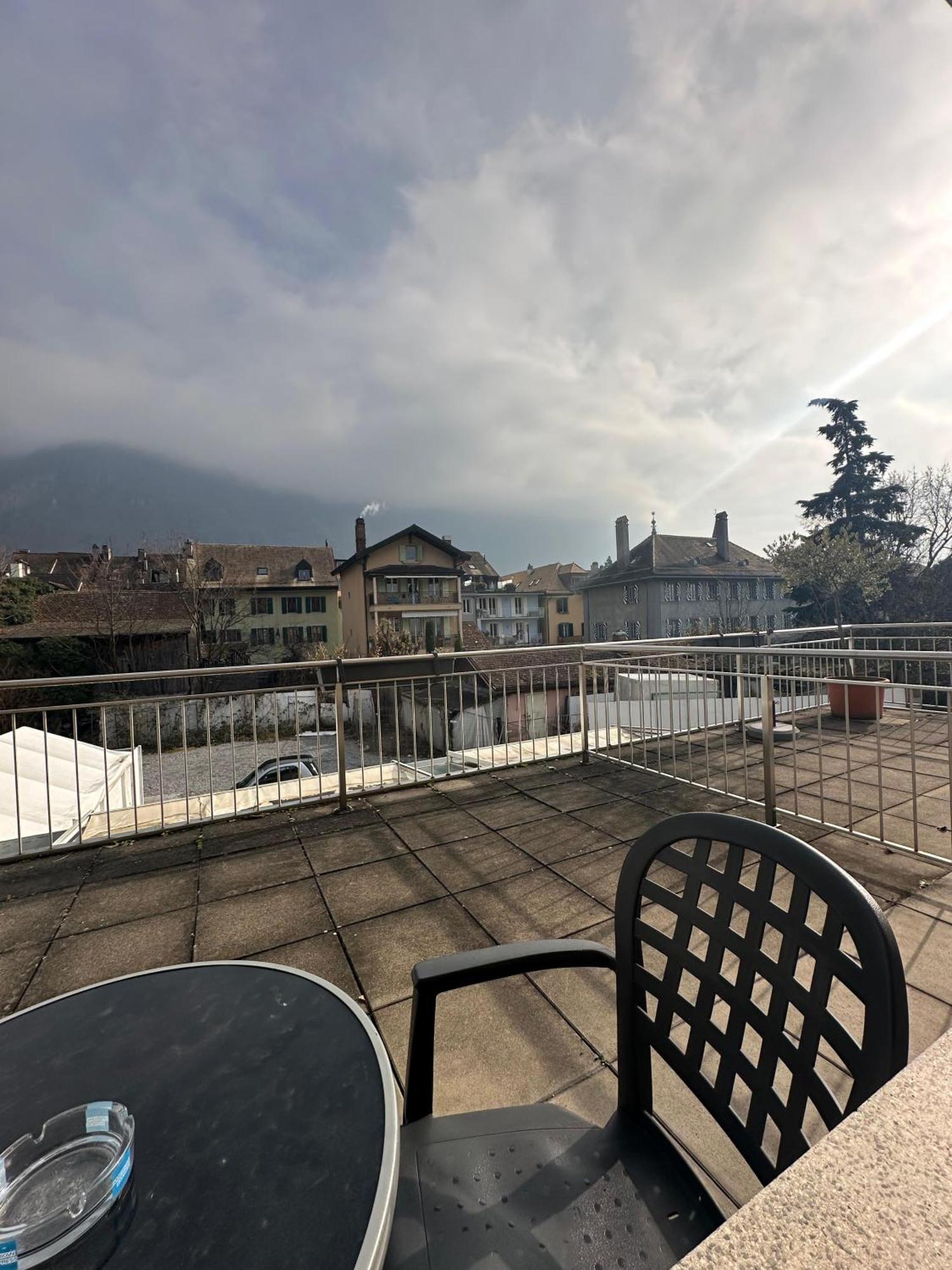 Hotel Du Quai Villeneuve Dış mekan fotoğraf